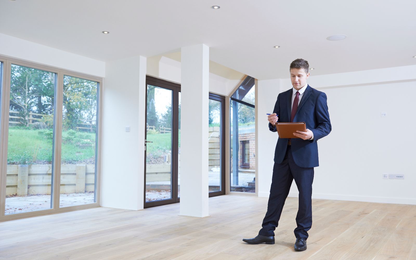 stock.adobe.com/highwaystarz